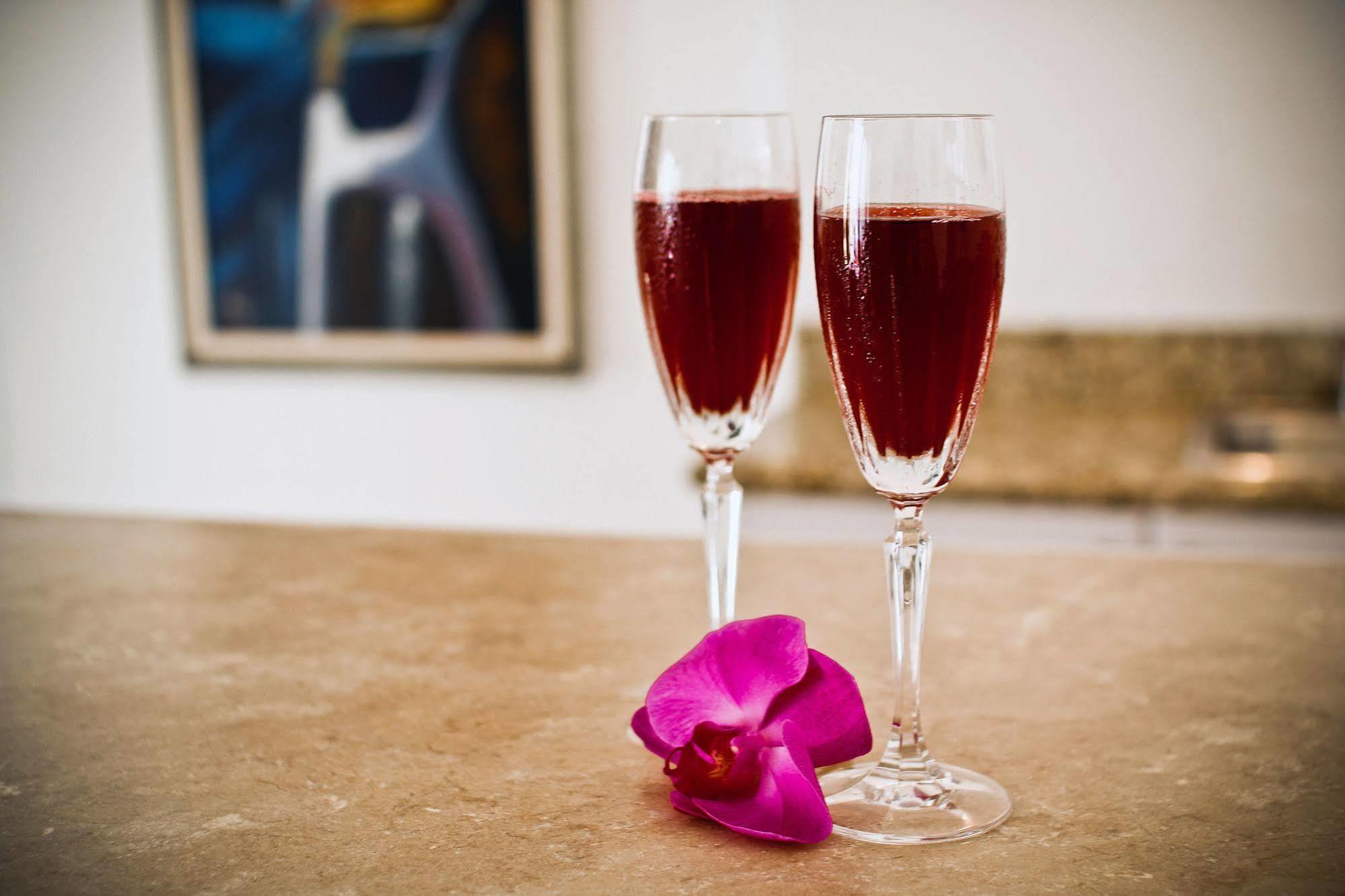 Cattleya Luxury Suites คิงส์ตัน ภายนอก รูปภาพ